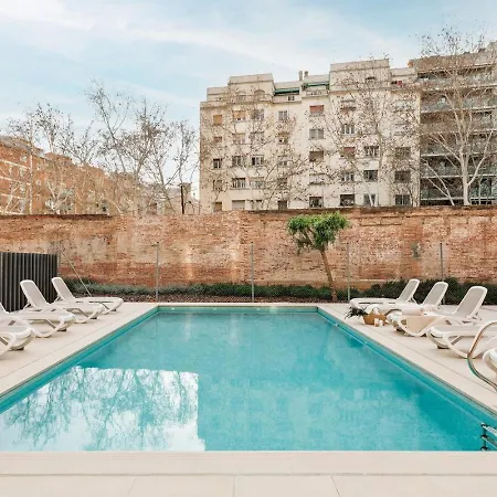 Oreneta - 1 Bedroom And Pool In Les Corts 바르셀로나
